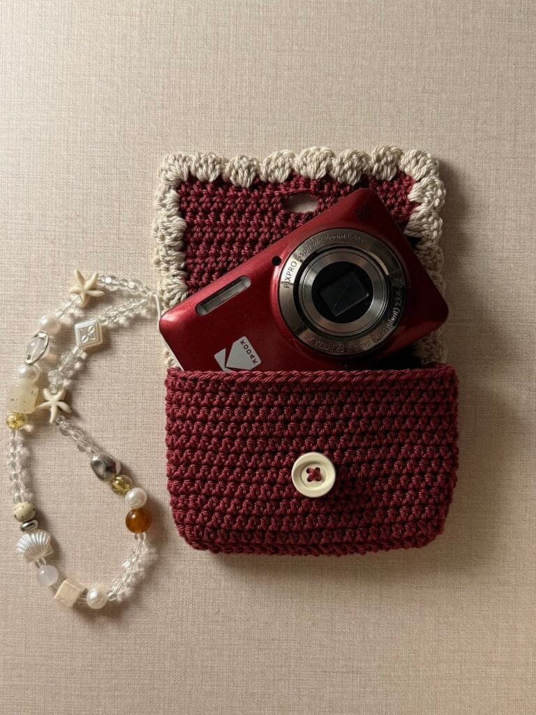Crochet Camera Pouch: A Stylish Handmade Camera Case