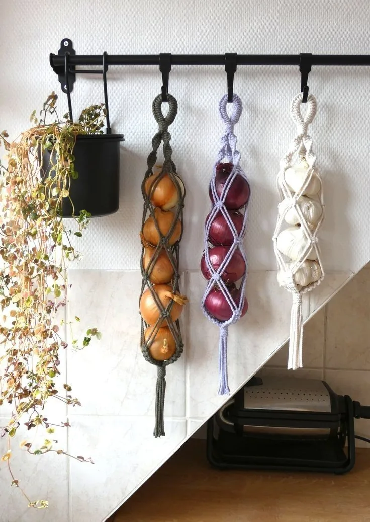 Crochet Chain-Net Bottle Slings in sage, lavender and cream